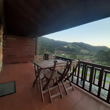 Esqueiro Apartment *